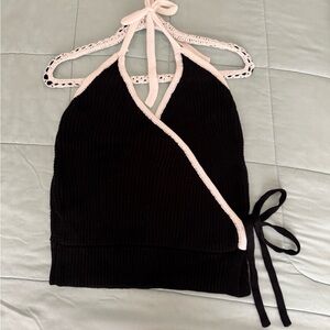 Lulu's Black and White Knit Top